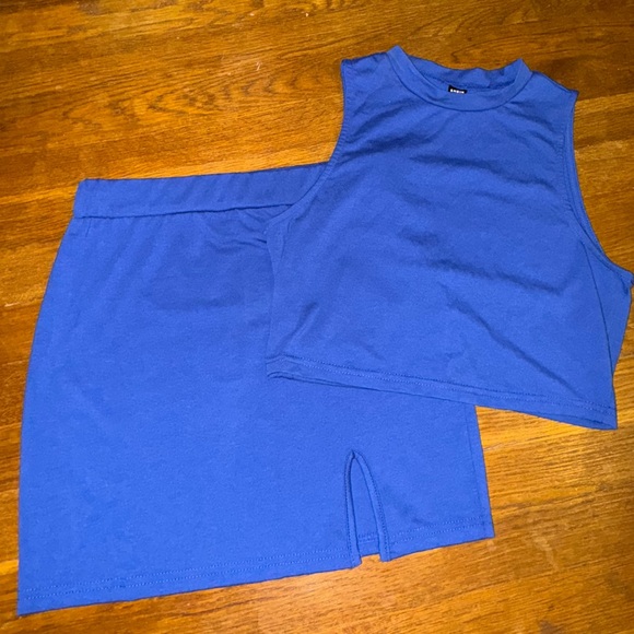 2 Piece Skirt Set - Picture 4 of 4